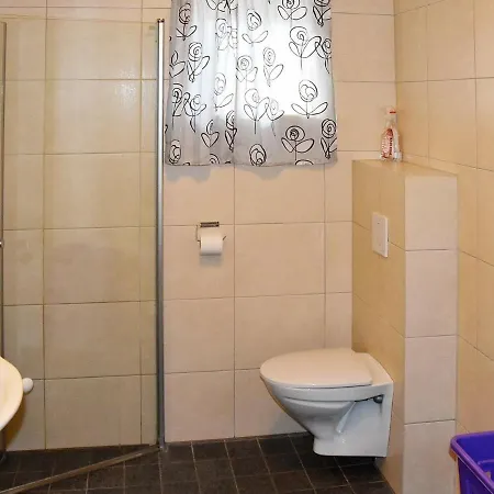 Three-bedroom In Blaksaeter * Solberg (Sogn og Fjordane)