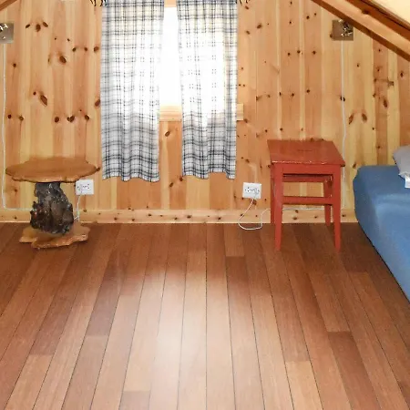 Three-bedroom In Blaksaeter *