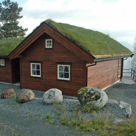 Three-bedroom In Blaksaeter Holiday home *